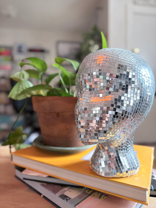 disco wig head